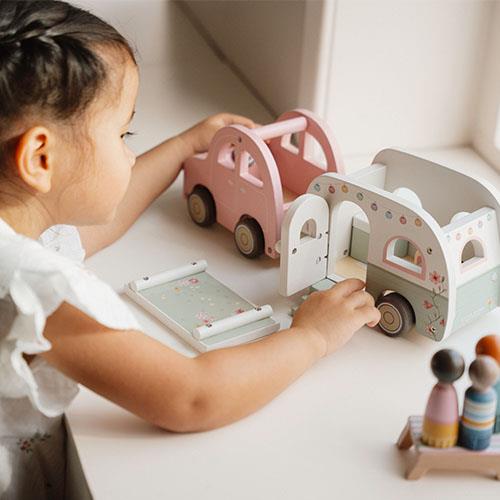 Macchina con caravan e personaggi FSC Multicolore LD8022 - NANU' BABY