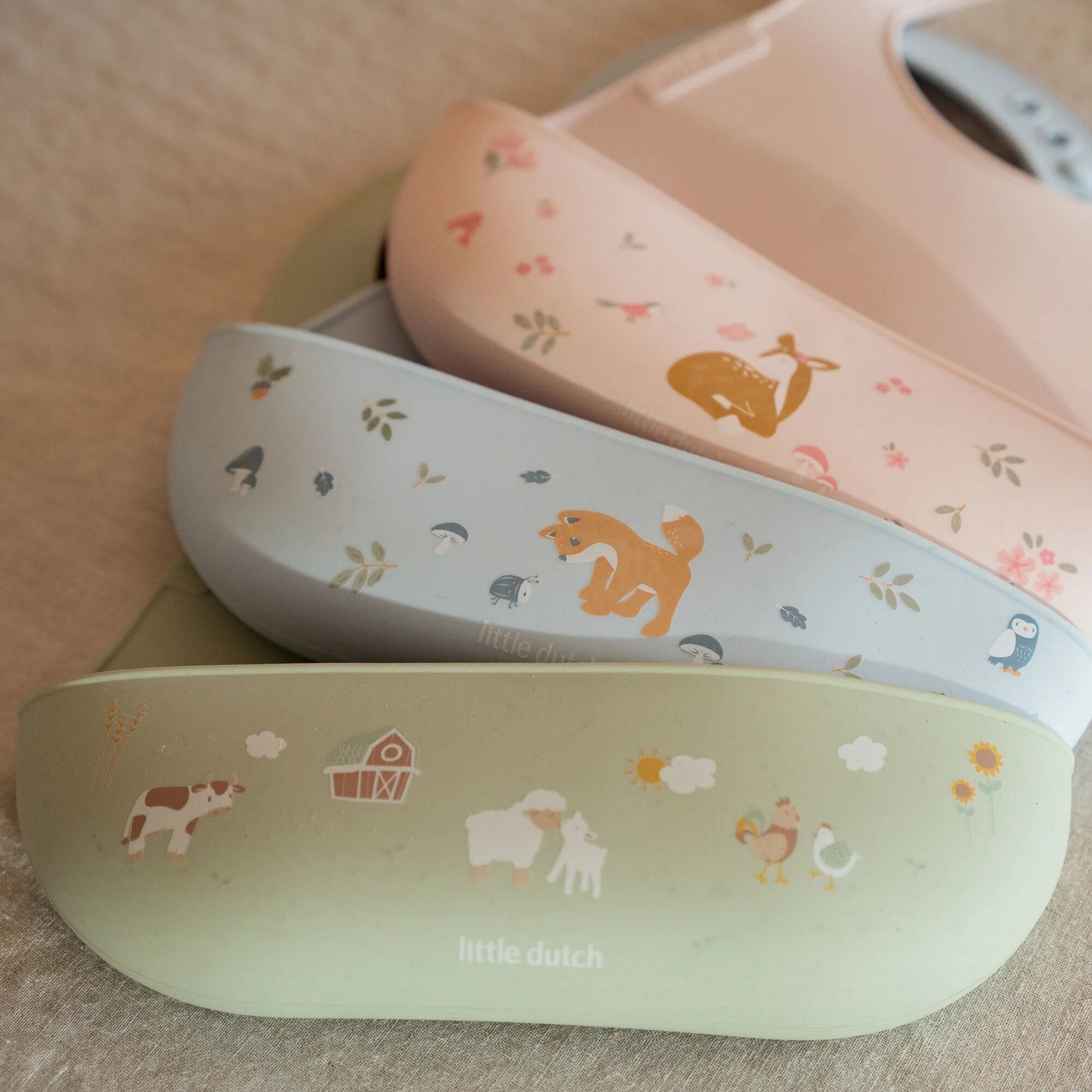 Bavetta in silicone Verde 108034565399 - NANU' BABY