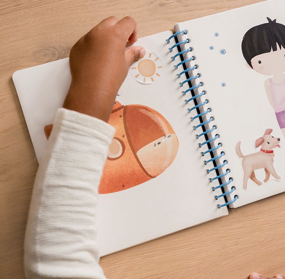 Libro Dress me up con stickers MLTICOLORE 125407 - NANU' BABY