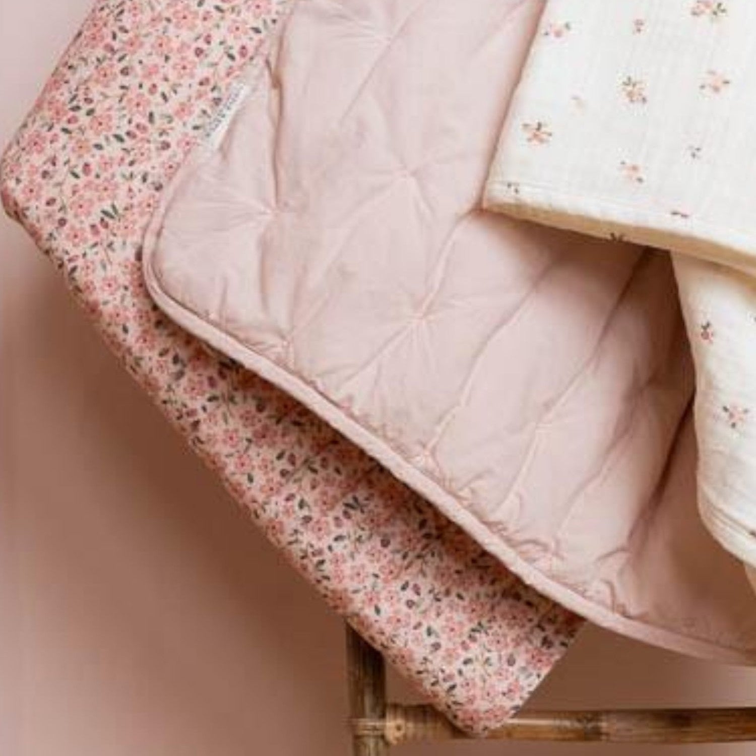 Coperta trapuntata per culla Neonata ROSA TE13164031 - NANU' BABY