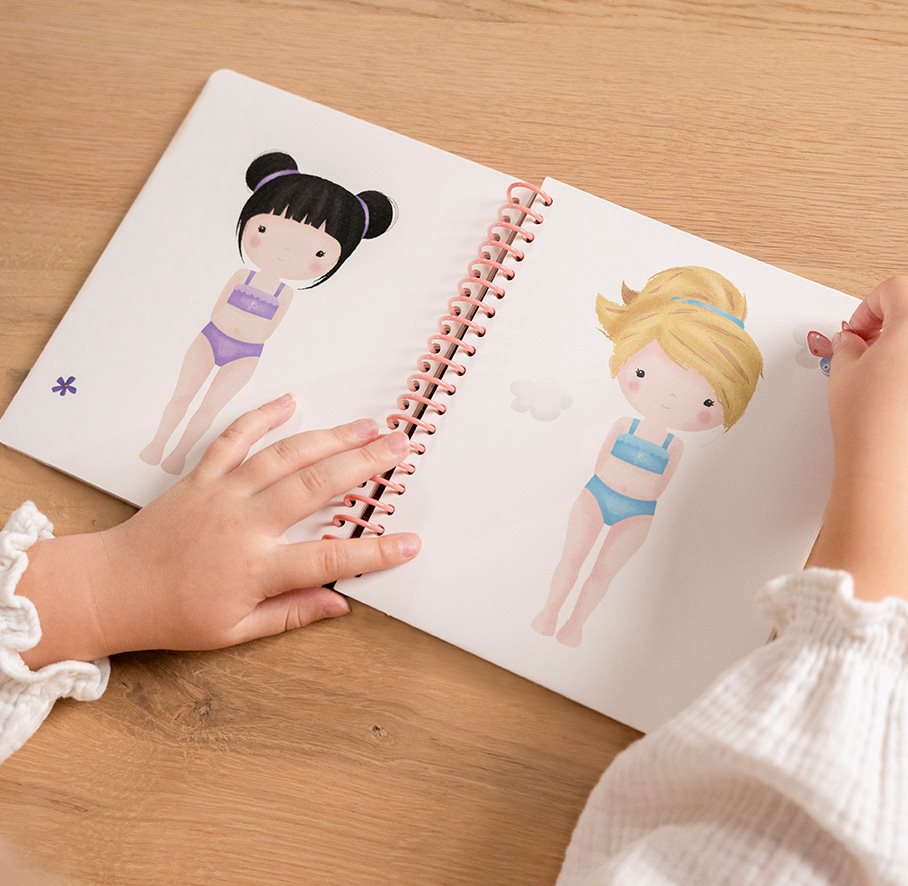 Libro Dress me up con stickers Rosa 125414 - NANU' BABY