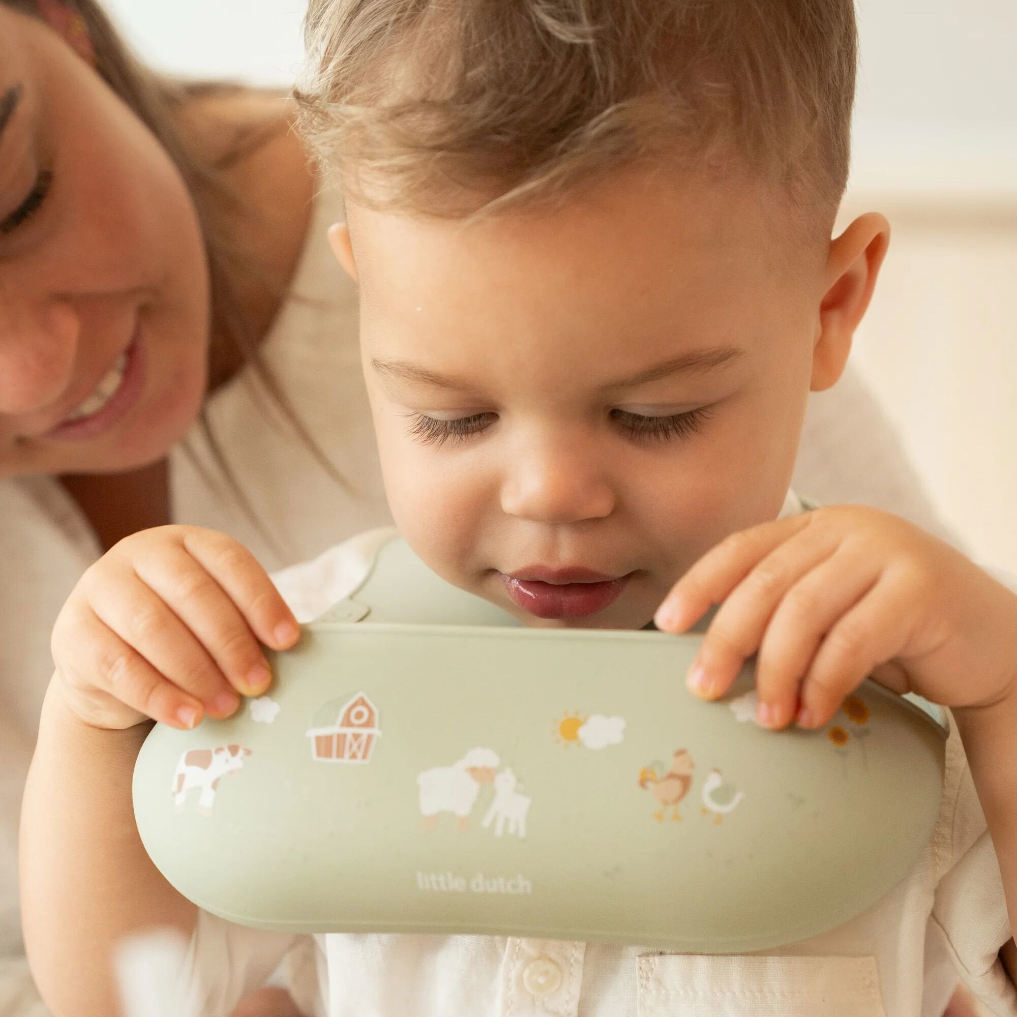 Bavetta in silicone Verde 108034565399 - NANU' BABY