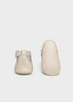 Scarpette Bimbo Avorio 9082/85 by MAYORAL