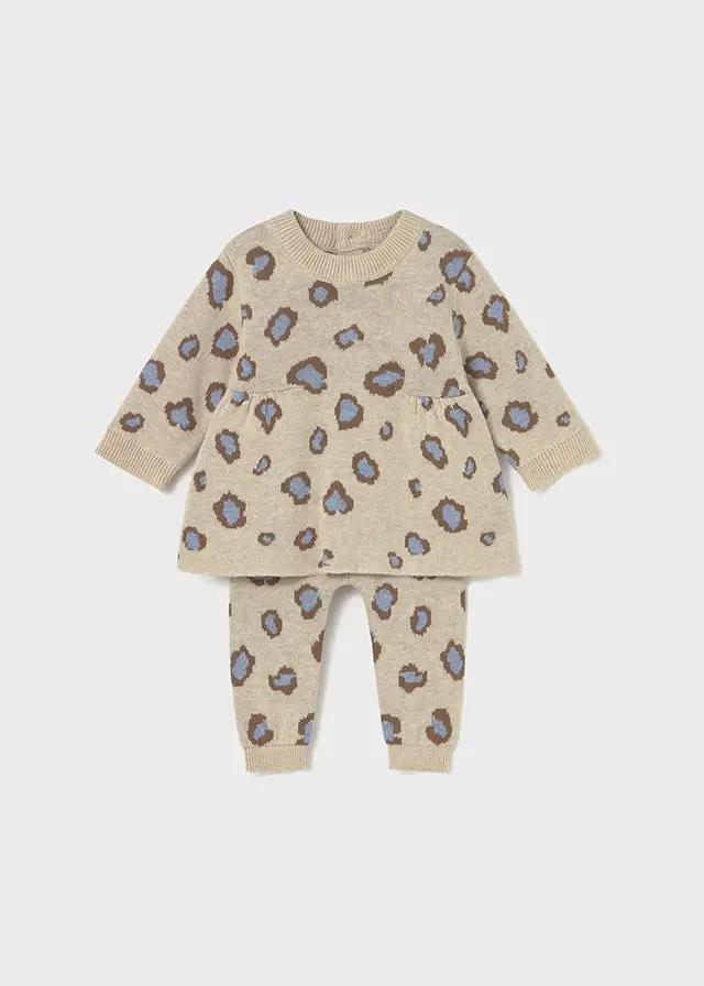 Completo Beige 2732/90 by MAYORAL
