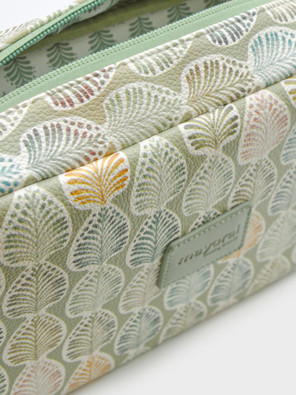 Necessaire Verde 19976/59 by MAYORAL