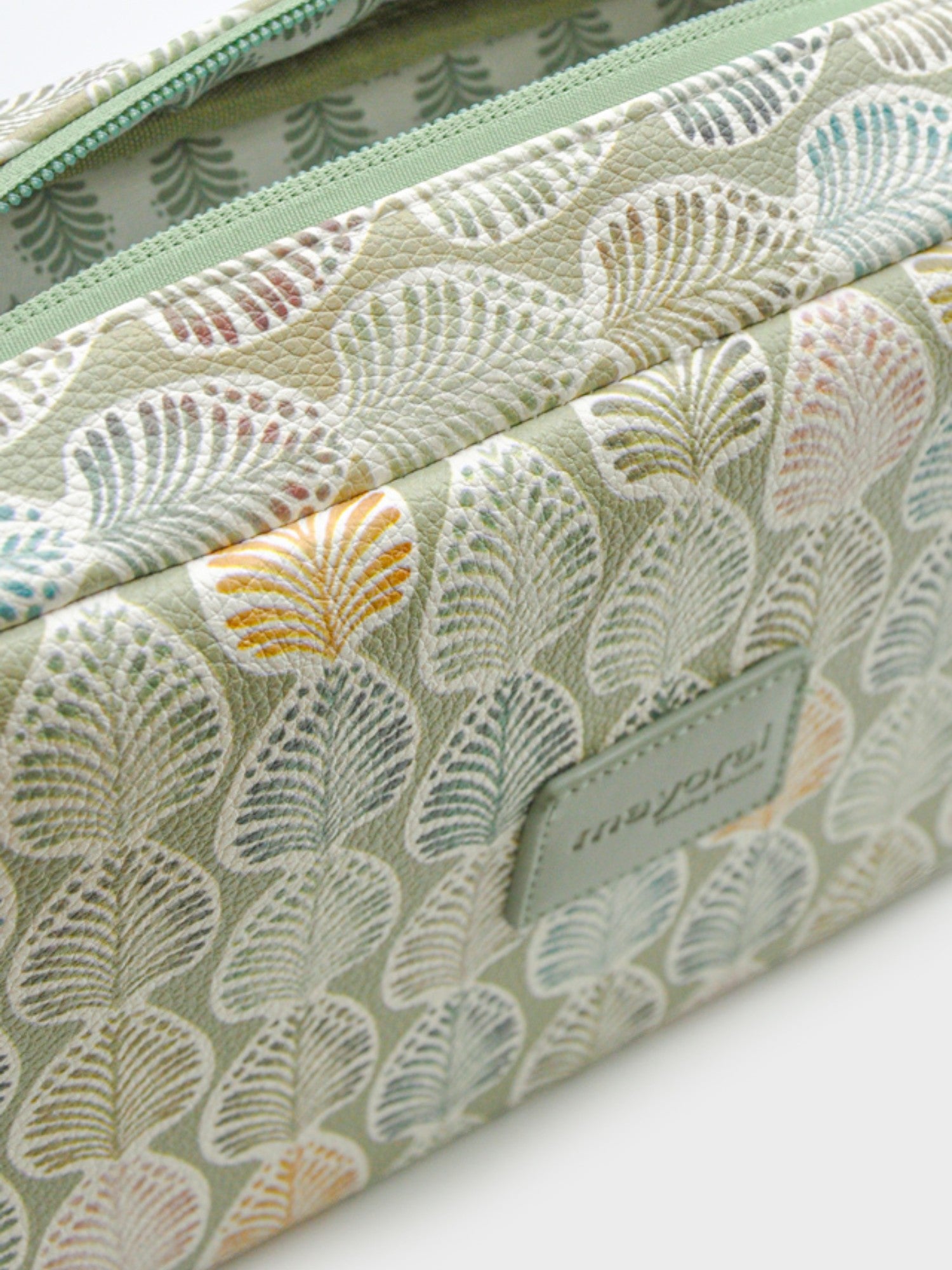 Necessaire Verde 19976/59 by MAYORAL
